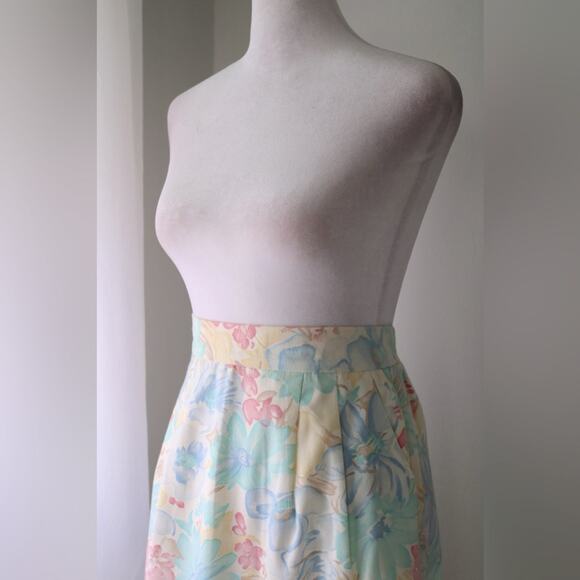 Vintage ‘70s Sears Skirts That Fit Pastel Floral Print A-Line Knee Length Skirt - Picture 2 of 9